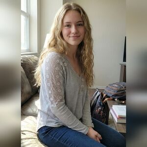 NWOT Free People Women’s Boho Grey Lola Lace-Trimmed Long Sleeved Top – Size XS